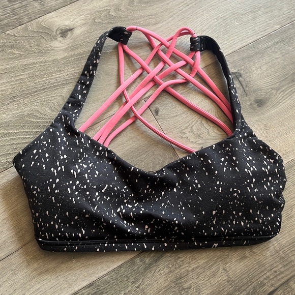 Lululemon Sports Bra - Picture 1 of 1
